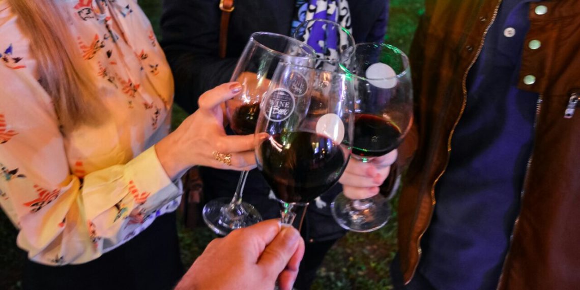 CASTELO WINE E BEER: VINHO, CERVEJA E MUITA MÚSICA